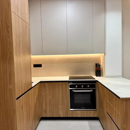 아파트 Santa Barbara Ground Floor Luxury 알비르
